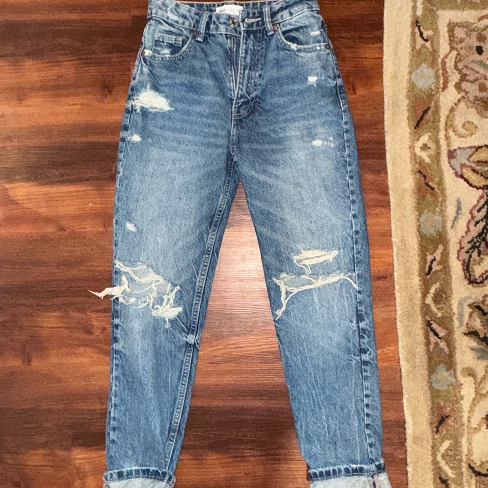 Zara Distressed Blue Womens Mom Jeans - Picture 2 of 6